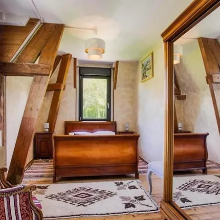Βίλα Le Manoir Du Val *