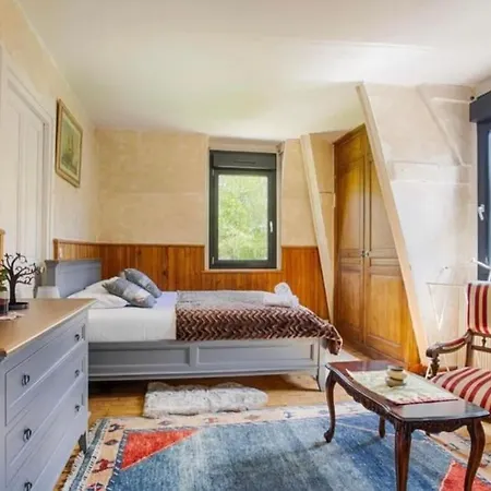 Le Manoir Du Val Douvres-la-Délivrande